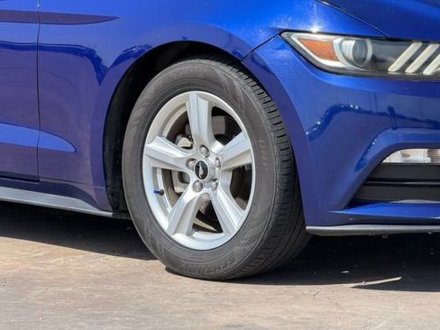 Used 2016 Ford Mustang Coupe RWD image 5