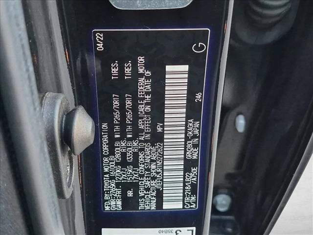 Used 2022 Toyota 4Runner SR5 Premium w/ Moonroof Package RWD image 22