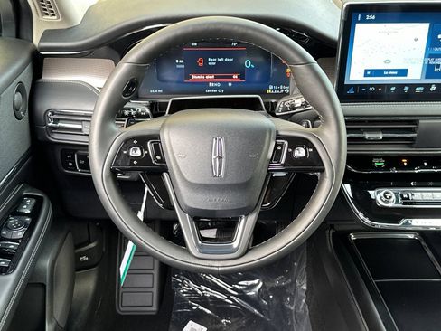 New 2025 Lincoln Corsair Grand Touring w/ Equipment Group 302A AWD/4WD image 13