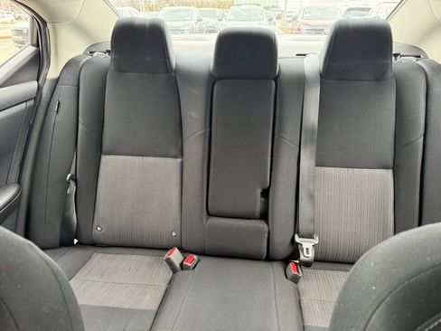 Used 2022 Nissan Sentra SV w/ Trunk Package image 24