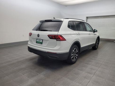 Used 2022 Volkswagen Tiguan S FWD image 9