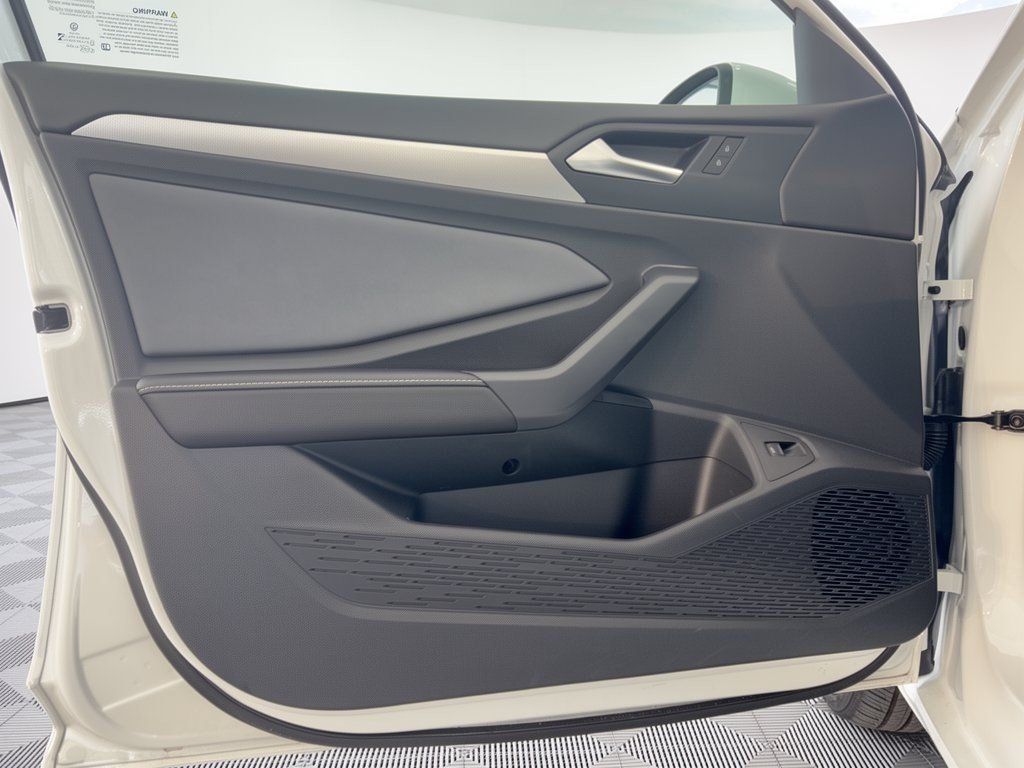 Certified 2026 Volkswagen Jetta SE FWD image 14