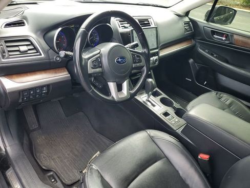 Used 2016 Subaru Outback 2.5i Limited AWD/4WD image 19