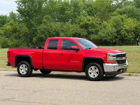 Used 2016 Chevrolet Silverado 1500 LT w/ All Star Edition AWD/4WD image 4