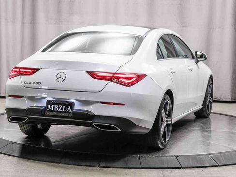 Used 2020 Mercedes-Benz CLA 250 image 4