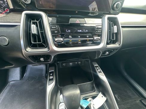 Used 2022 Kia Sorento X-Line EX AWD/4WD image 18