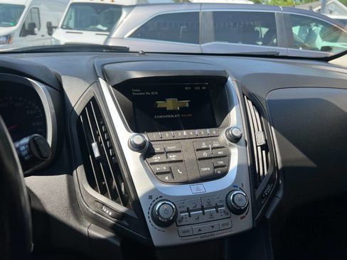 Used 2017 Chevrolet Equinox LT w/ Convenience Package image 13