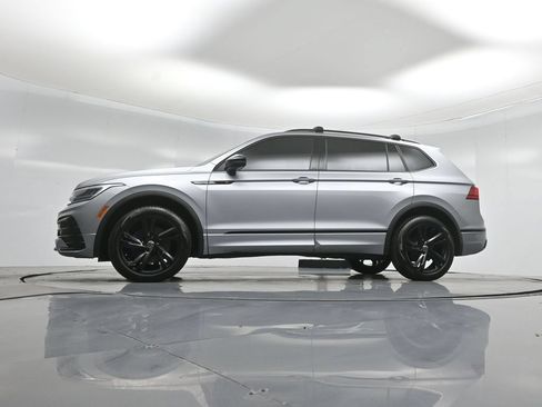 Used 2023 Volkswagen Tiguan SE R-Line FWD image 49