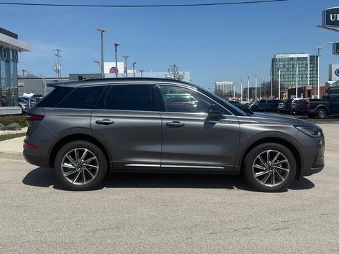 New 2026 Lincoln Corsair Premiere AWD/4WD image 2