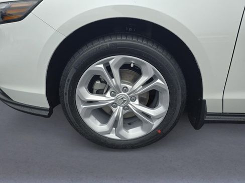 New 2026 Honda Accord LX image 9
