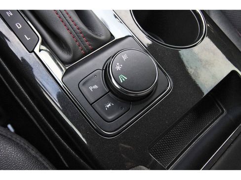 Used 2023 Chevrolet Blazer RS w/ Enhanced Convenience Package image 29