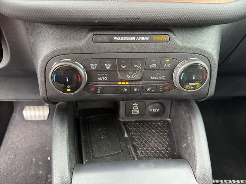 Used 2023 Ford Bronco Sport Outer Banks w/ Tech Package AWD/4WD image 6