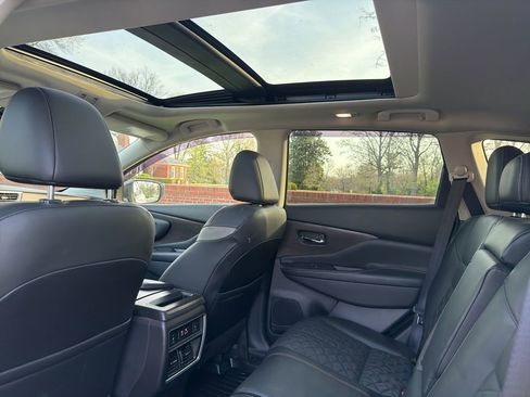 Used 2022 Nissan Murano Platinum w/ Cargo Package image 22