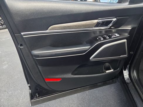 Used 2020 Kia Telluride EX AWD/4WD image 12