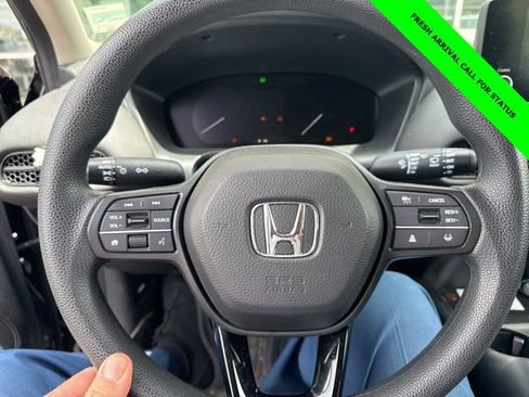 Used 2023 Honda HR-V LX image 16