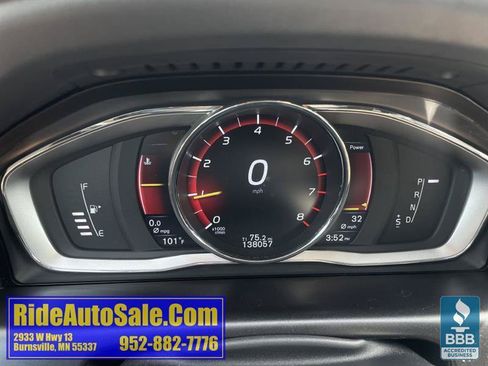 Used 2016 Volvo XC60 T6 w/ Proximity Package AWD/4WD image 17