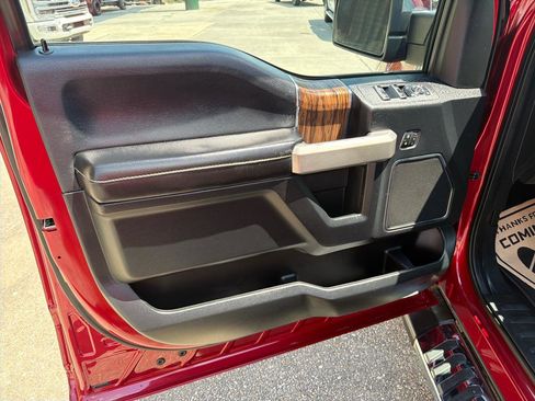 Used 2018 Ford F150 Lariat AWD/4WD image 17