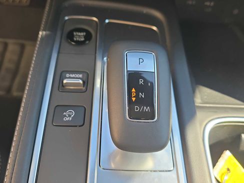 Certified 2026 INFINITI QX60 Luxe w/ Family Package image 19