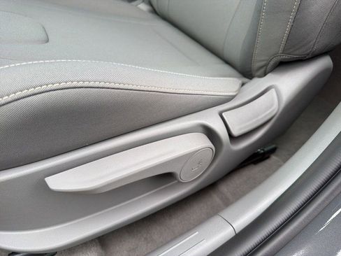 New 2026 Hyundai Elantra Sport FWD image 13