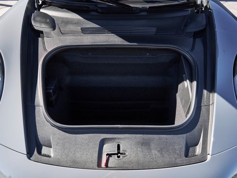 Used 2025 Porsche 911 Carrera 4 GTS w/ Premium Package image 14