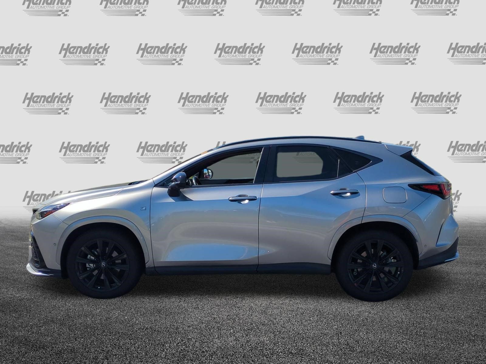 Used 2025 Lexus NX 450h+ F Sport w/ Accessory Package (2T) AWD/4WD image 7