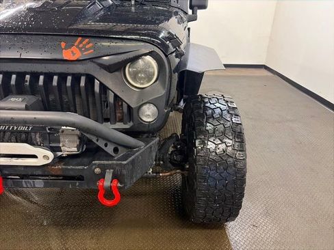 Used 2014 Jeep Wrangler Sport image 8