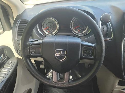 Used 2017 Dodge Grand Caravan SE w/ Power Window Group image 13