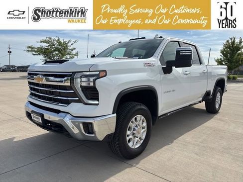 Used 2024 Chevrolet Silverado 2500 LTZ w/ LTZ Plus Package AWD/4WD image 1