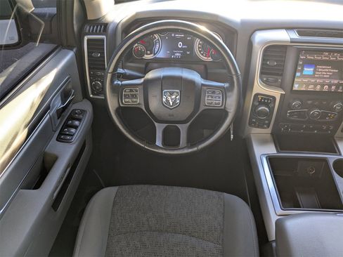 Used 2015 RAM 1500 Big Horn image 16