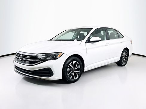 Used 2024 Volkswagen Jetta S FWD image 3