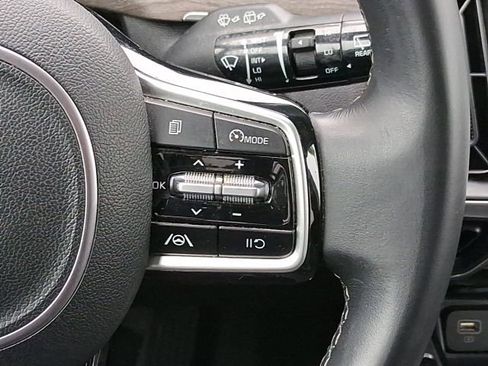 Used 2022 Kia Sorento S AWD/4WD image 10