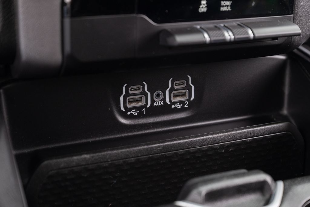 Used 2023 RAM 1500 Big Horn AWD/4WD image 36