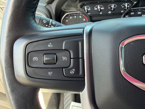 Used 2022 GMC Sierra 1500 SLT w/ SLT Premium Package AWD/4WD image 28