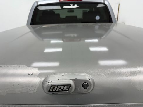 Used 2010 Toyota Tundra Limited image 17