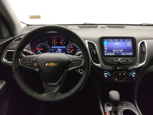 Used 2024 Chevrolet Equinox LT image 22