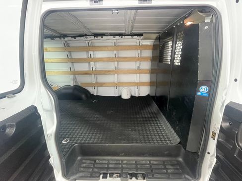 Used 2023 GMC Savana 2500 w/ Driver Convenience Package image 10
