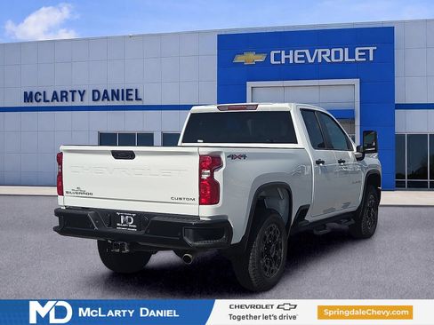 Certified 2025 Chevrolet Silverado 2500 Custom w/ Custom Value Package AWD/4WD image 5