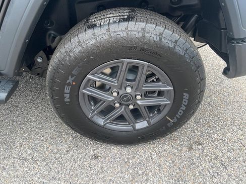 New 2025 Jeep Wrangler Unlimited Sport image 8