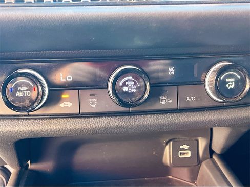 Used 2024 Honda HR-V Sport image 15