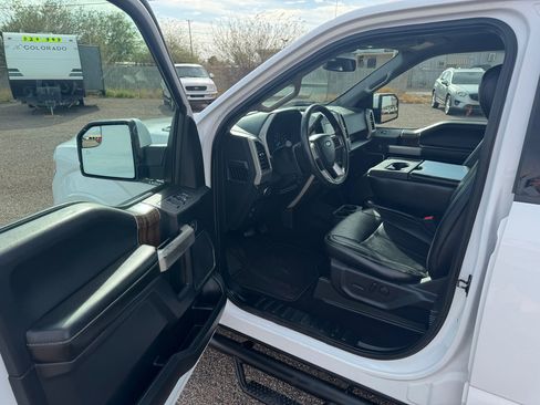 Used 2019 Ford F150 Lariat image 15