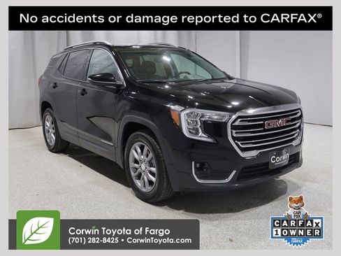 Used 2024 GMC Terrain SLT AWD/4WD image 1