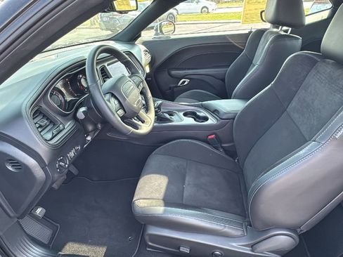 Used 2023 Dodge Challenger GT w/ Plus Package image 25