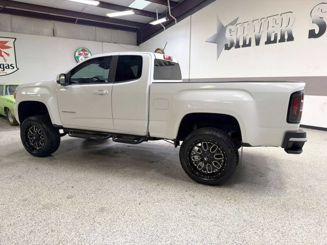 Used 2015 GMC Canyon SLE RWD image 4