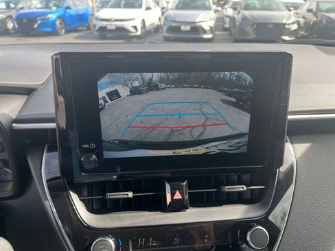 Used 2025 Toyota Corolla LE image 20