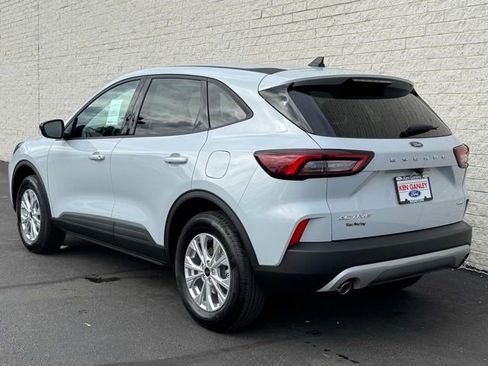 New 2026 Ford Escape Active w/ Cold Weather Package AWD/4WD image 10