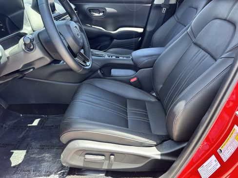 Certified 2025 Honda HR-V EX-L image 17