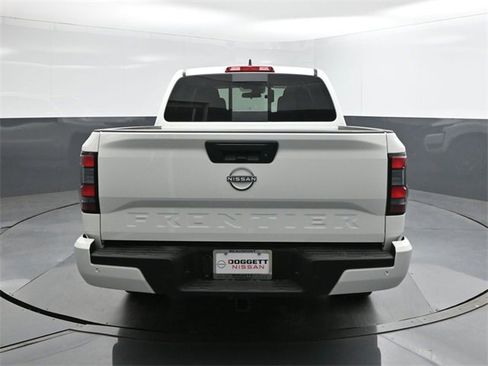 New 2026 Nissan Frontier SV w/ SV Convenience Package image 8