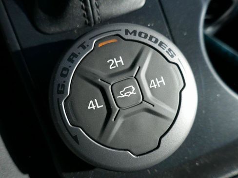 New 2025 Ford Bronco Outer Banks image 16