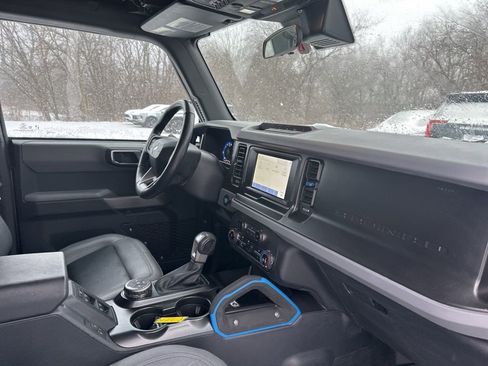 Used 2023 Ford Bronco Black Diamond image 15