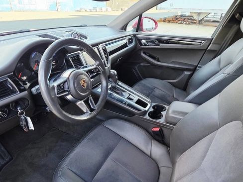 Used 2016 Porsche Macan S image 13